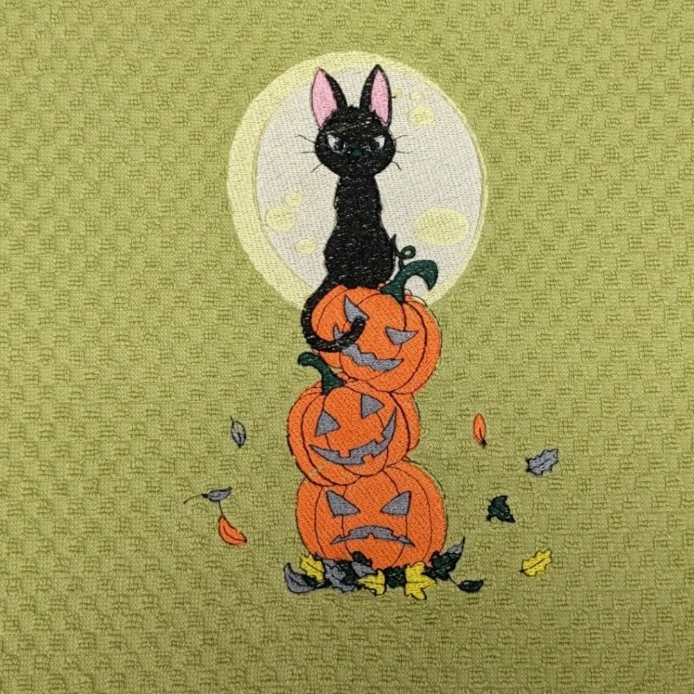 Black Cat 3 Pumpkins Fall Halloween Thanksgiving Kitchen Bath Bar Hand Towel